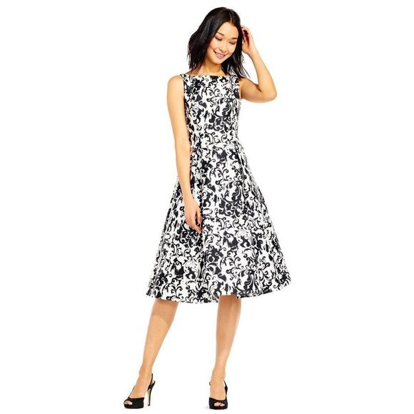New! ADRIANNA PAPELL Women's Floral Print Fit Flare Dress Size 2 Black White - Picture 2 of 8